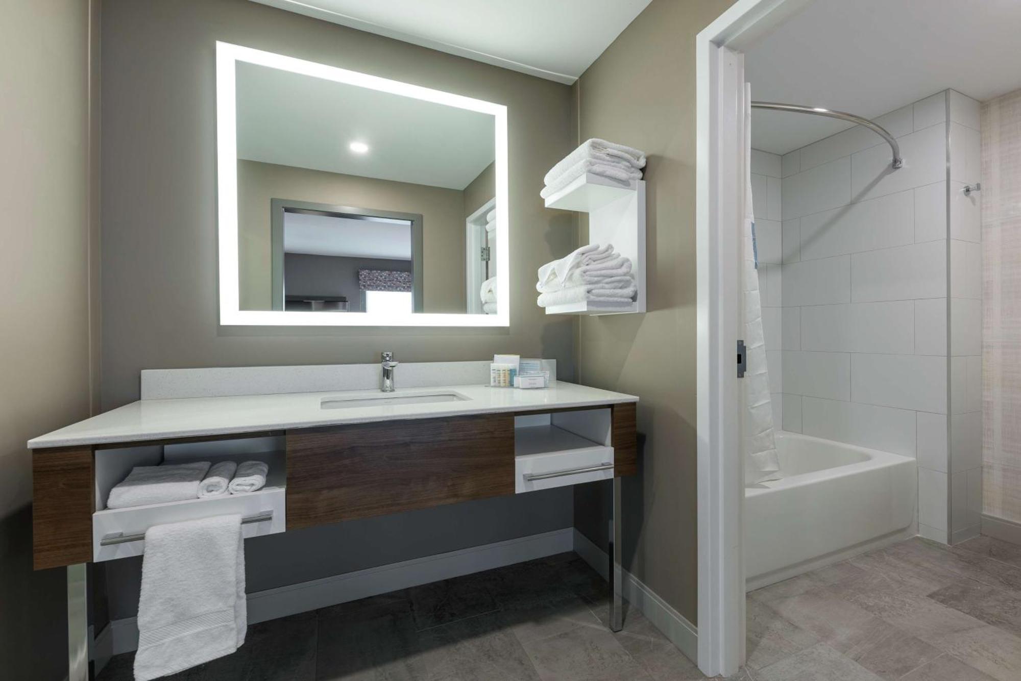 Hampton Inn & Suites Σάρλοτ Τάουν Εξωτερικό φωτογραφία