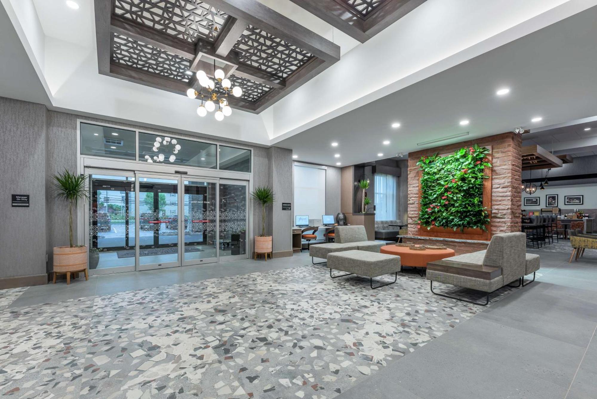 Hampton Inn & Suites Σάρλοτ Τάουν Εξωτερικό φωτογραφία